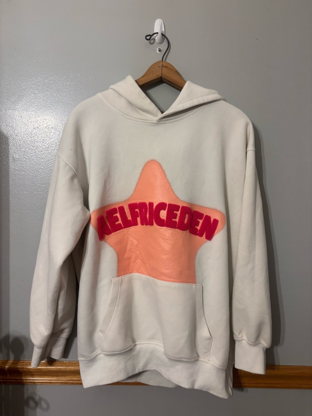 ELFRIC EDEN Hoodie Color White With Pink Puffy Embroidery Size XS Puff Logo